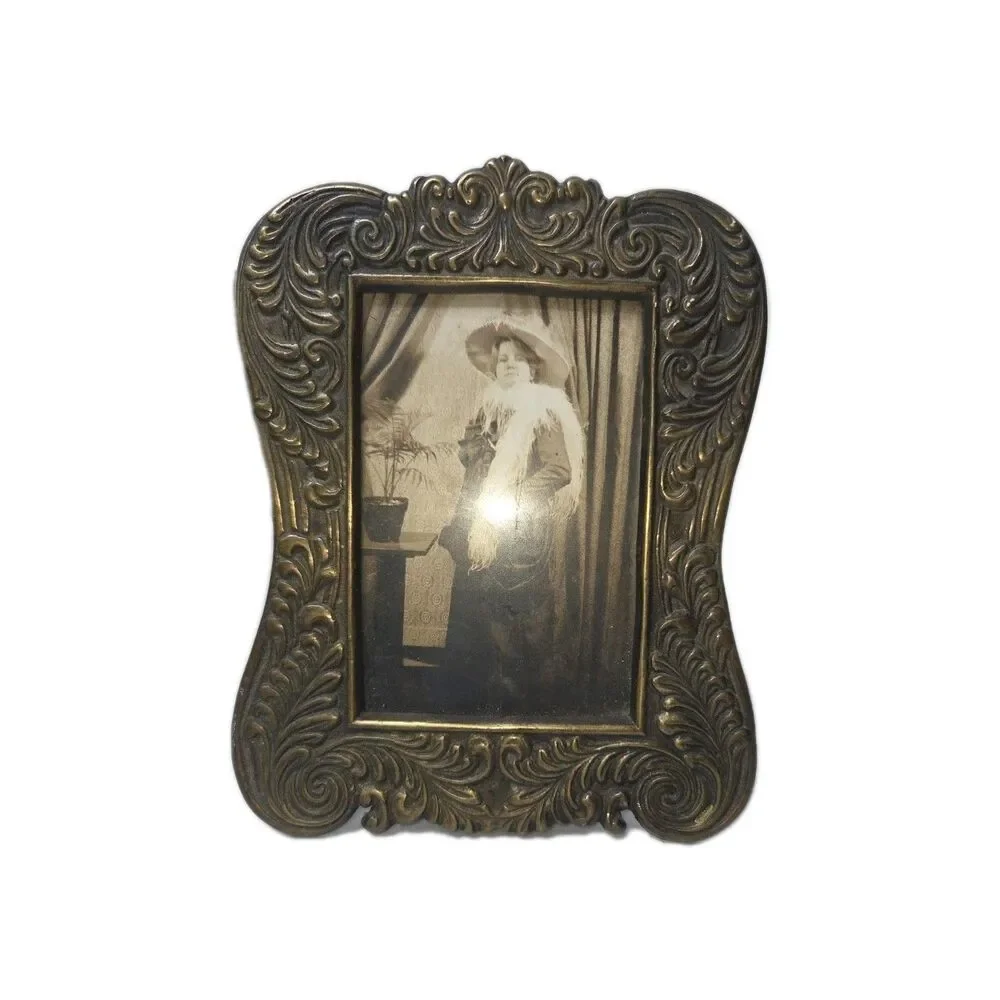 Vintage Silvestri Handcrafted Picture Frame Art Nouveau Feather Fern Swirl Aged